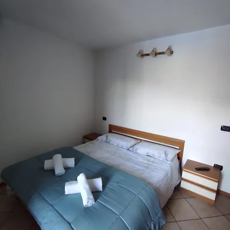 Orobie Apartment *