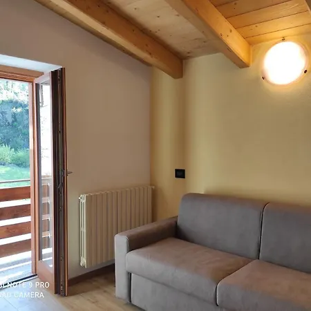 Orobie Apartment *